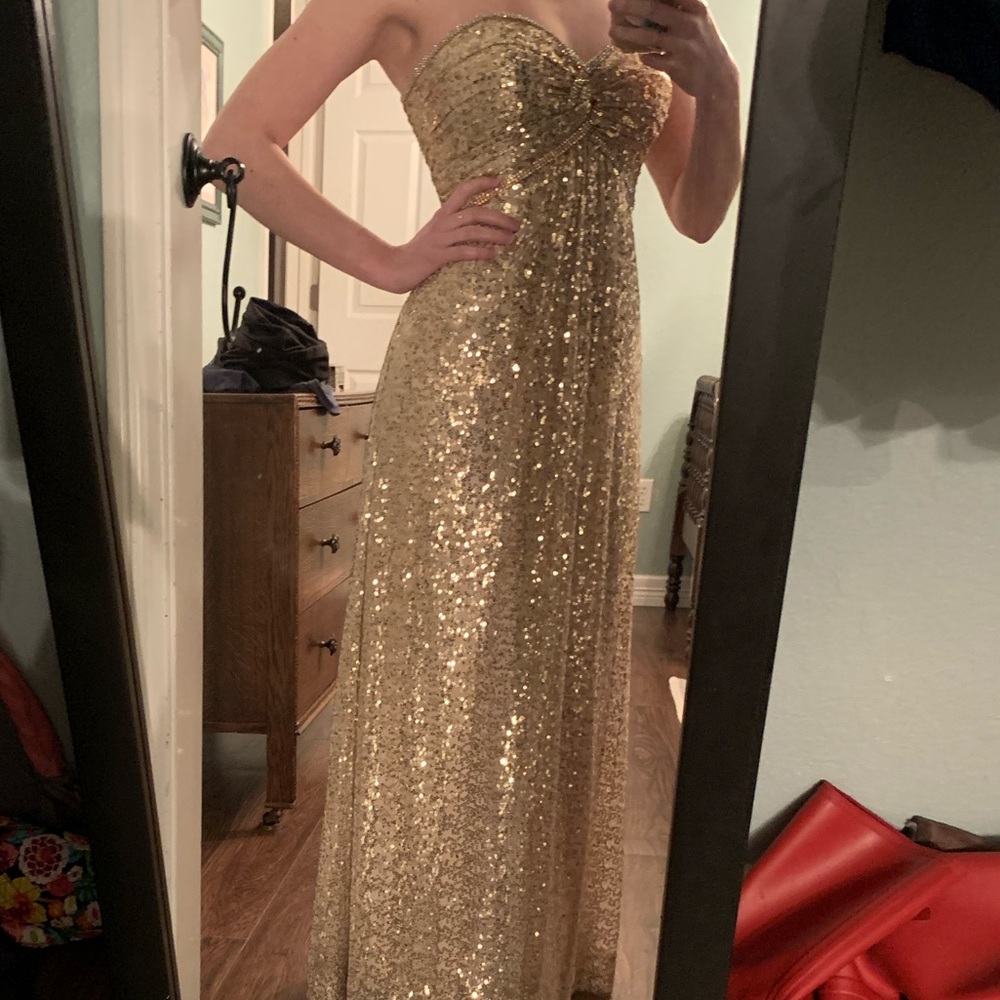 La Femme Strapless Gold Dress - Picture 7 of 7